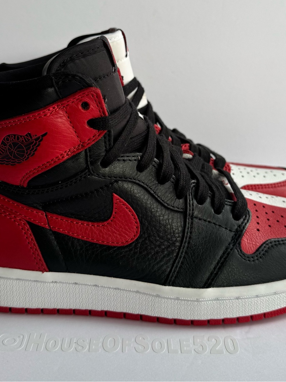 Jordan 1 Retro OG “Homage to Home” Size 6 Youth, 7.5 Women.
